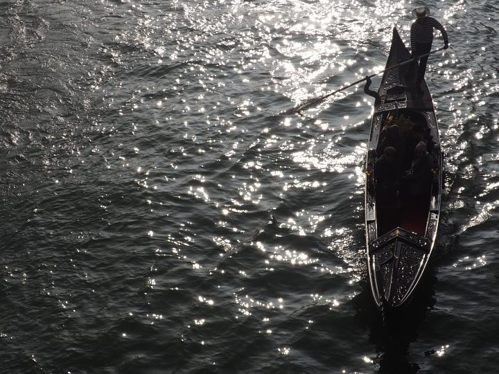 l'eleganza della linea della gondola