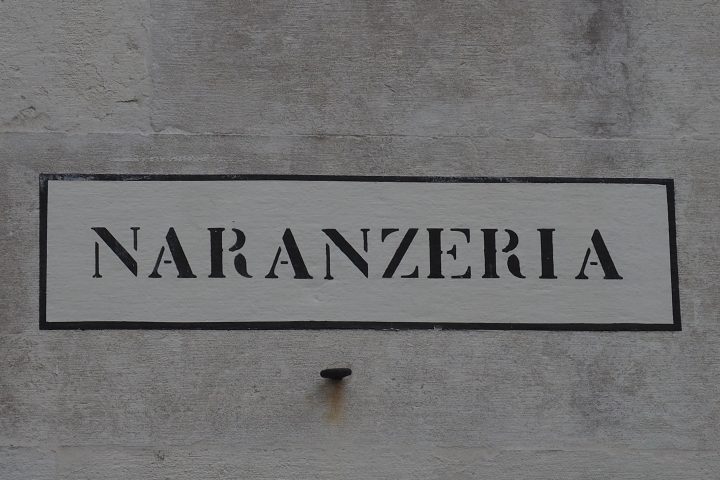 Sign Naranzaria