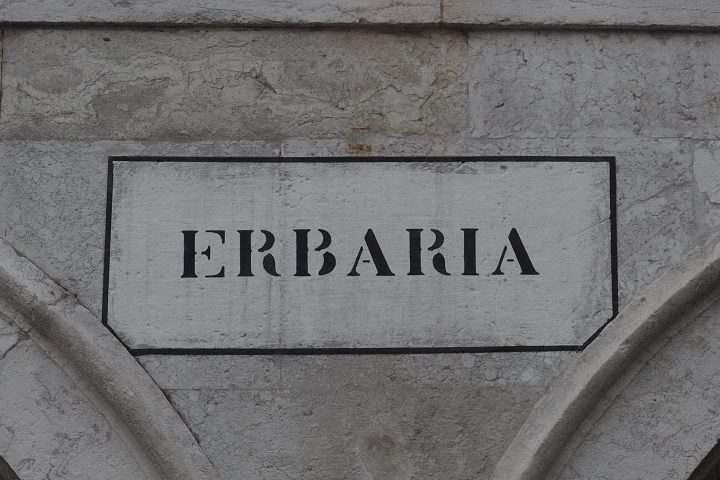 Sign Erbaria