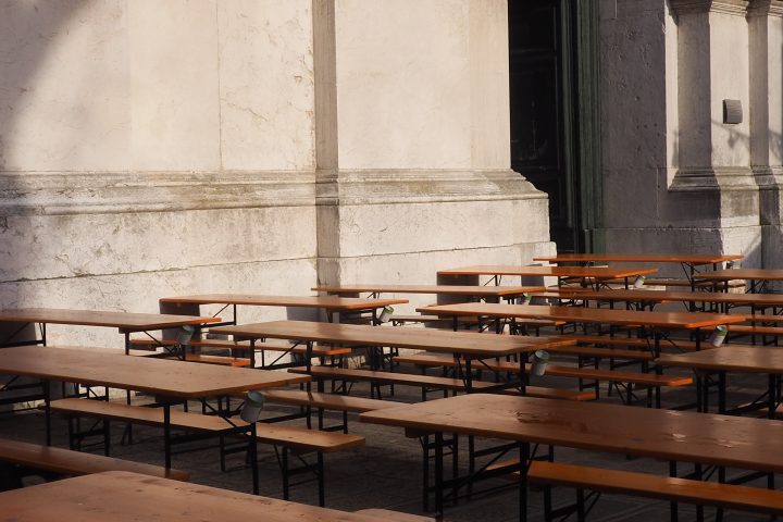 benches ready to welcome visitors for a drink and a snack.